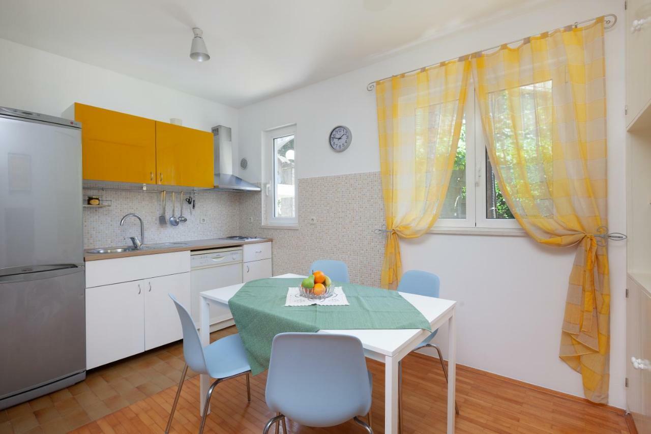 Apartmani "Miso" Podgora Εξωτερικό φωτογραφία