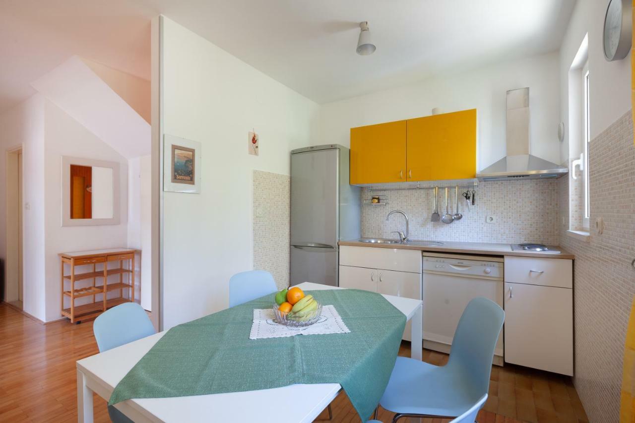 Apartmani "Miso" Podgora Εξωτερικό φωτογραφία